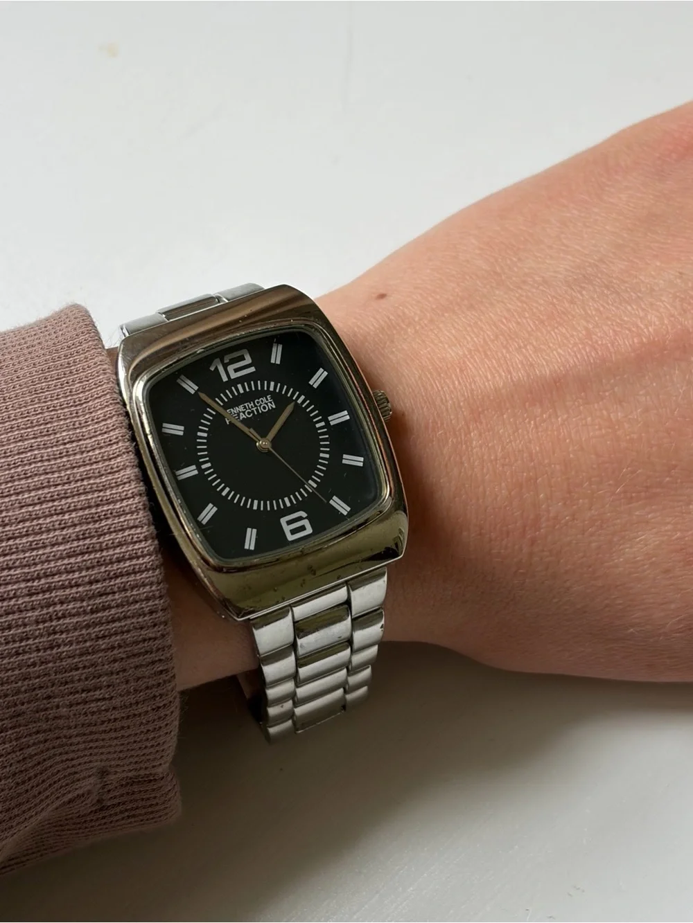 Kenneth Cole Reaction Men's Black / Silver Stainless Steel #20885 Watch *Working
